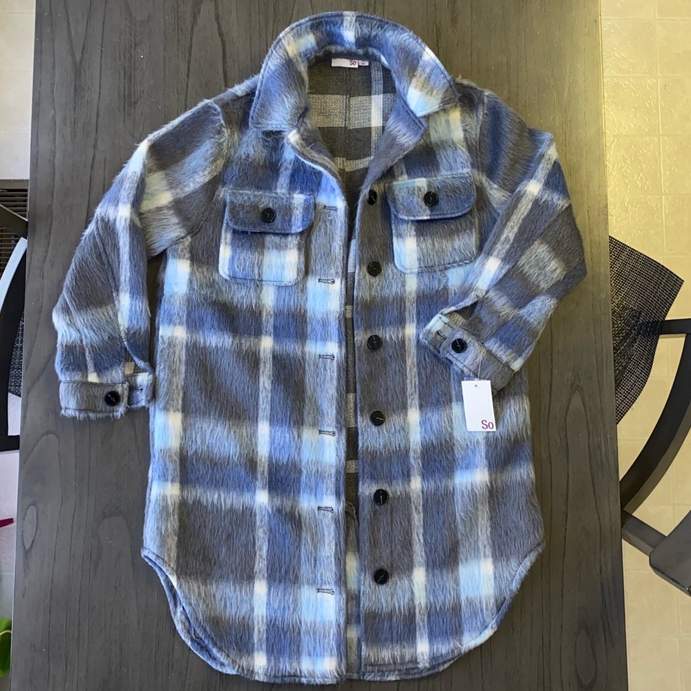 So. Size: X-Small Shacket